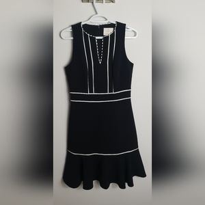 New with tag - Kate Spade scenic route lace inset crepe dress NJMU7785 Size 4